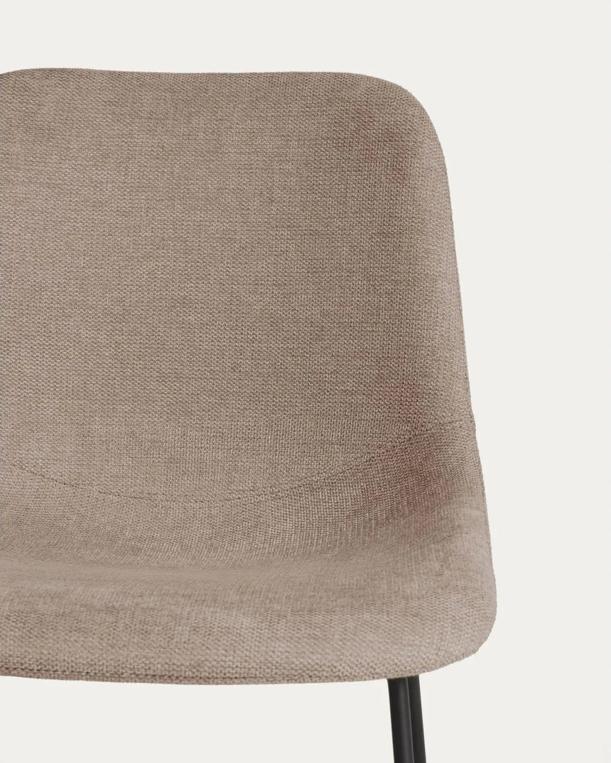 Stuhl Zahara mit brauner Chenille und Stahlbeinen mit schwarzem Finish, FSC 100 % von Kave Home – Bild 7