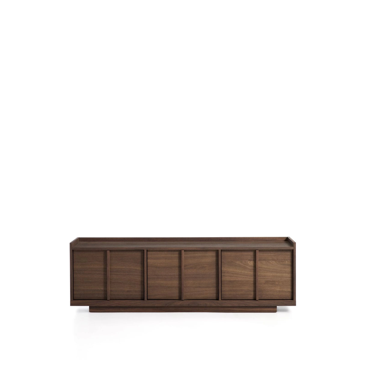 TV-Möbel Onix aus Walnussfurnier mit dunklem Finish 150 x 47 cm FSC Mix Credit von Kave Home – Bild 1