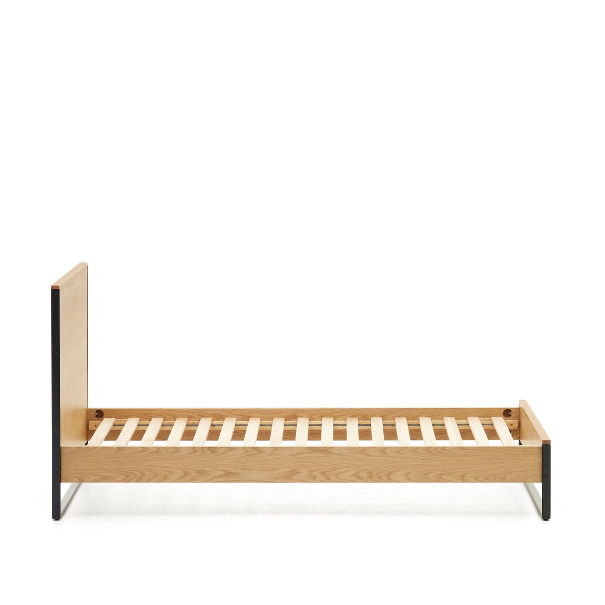 Taiana Bett aus Eichenfurnier und Stahlbeinen mit schwarzem Finish 90 x 190 cm von Kave Home – Produktbild 9