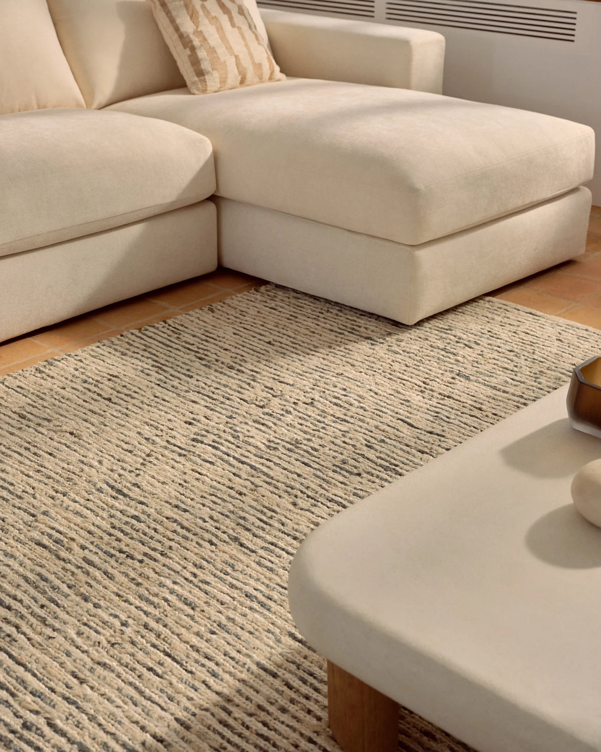 Teppich Nairi aus geflochtener, mehrfarbiger Jute 160 x 230 cm von Kave Home – Produktbild 2