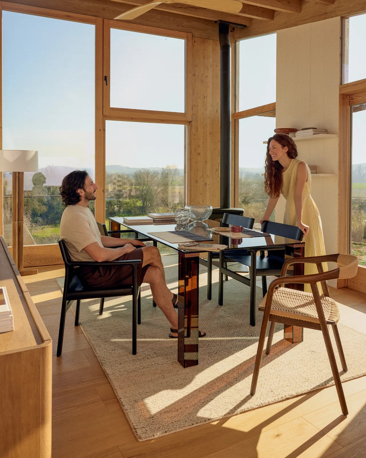 Tisch Adularia aus braunem Einscheiben-Sicherheitsglas, 200 x 100 cm von Kave Home – Bild 5