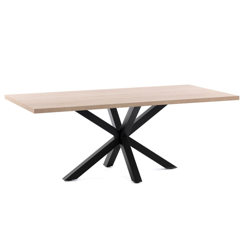 Tisch Argo aus Melamin mit natürlicher Oberfläche und Stahlbeinen mit schwarzem Finish, 200 x 100 cm von Kave Home – Bild 1