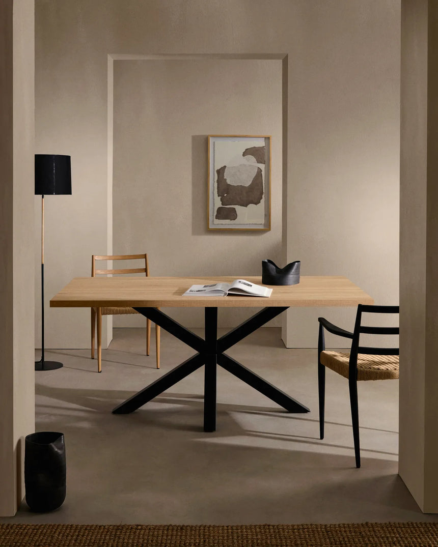 Tisch Argo aus Melamin mit natürlicher Oberfläche und Stahlbeinen mit schwarzem Finish, 200 x 100 cm von Kave Home – Bild 2