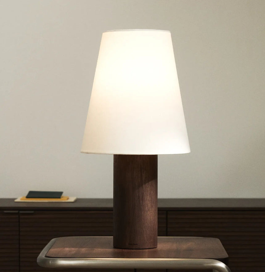 Tischlampe Marga aus massivem Gummibaumholz mit Finish von Kave Home – Bild 2