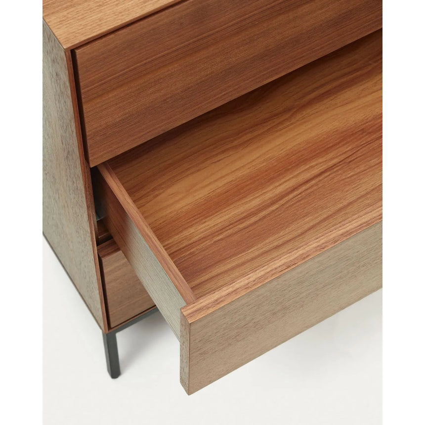 Vedrana Kommode aus 3 Schubladen aus Nussholzfurnier oder Holz und Stahlbeinen 110 x 75 cm von Kave Home – Bild 10