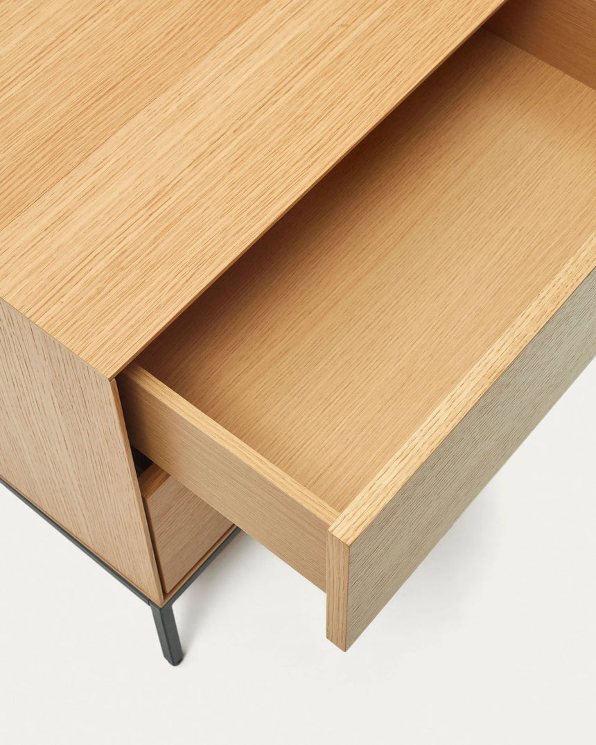Vedrana Nachttisch 2 Schubladen aus Eichenfurnier und Stahlbeinen in Schwarz 60 x 55 cm von Kave Home – Produktbild 2