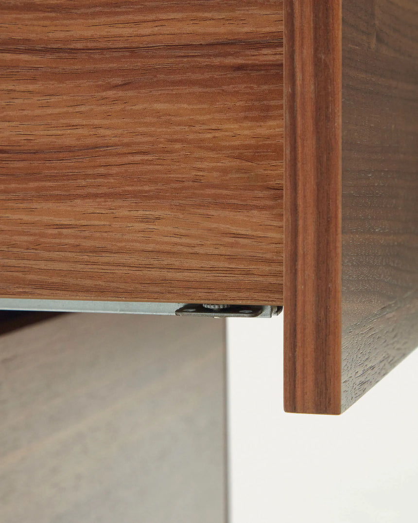 Vedrana Nachttisch 2 Schubladen aus Nussholzfurnier und Stahlbeinen in Schwarz 60 x 55 cm von Kave Home – Produktbild 4
