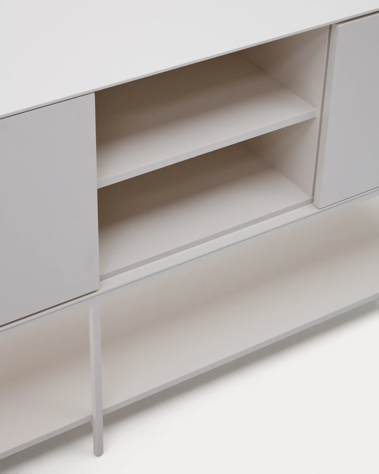 Vedrana Sideboard 3 Türen MDF weiß lackiert 195 x 80 cm von Kave Home – Produktbild 1