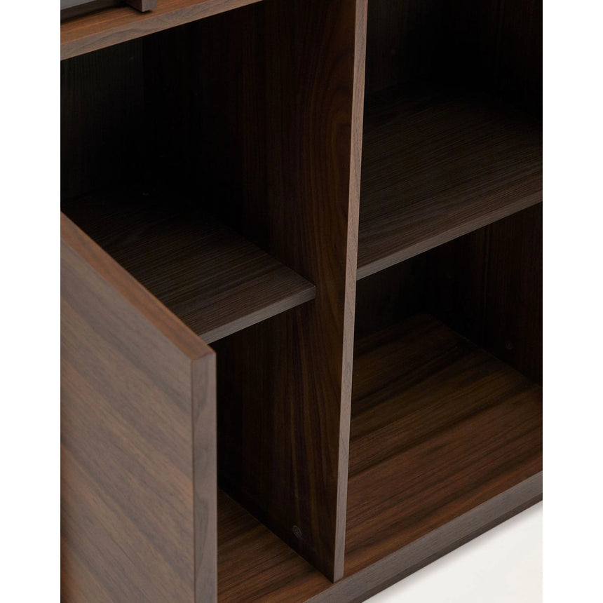 Vitrine Onix massives Walnussholz Walnussfurnier dunkles Finish 100x170 cm FSC Mix Credit von Kave Home – Bild 10