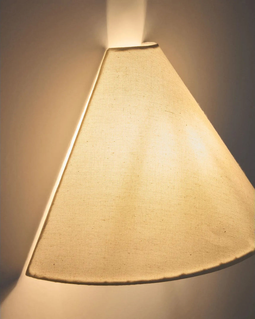 Wandleuchte Lumeni aus Kautschukholz und Leinen in Beige, 30 cm von Kave Home – Bild 4
