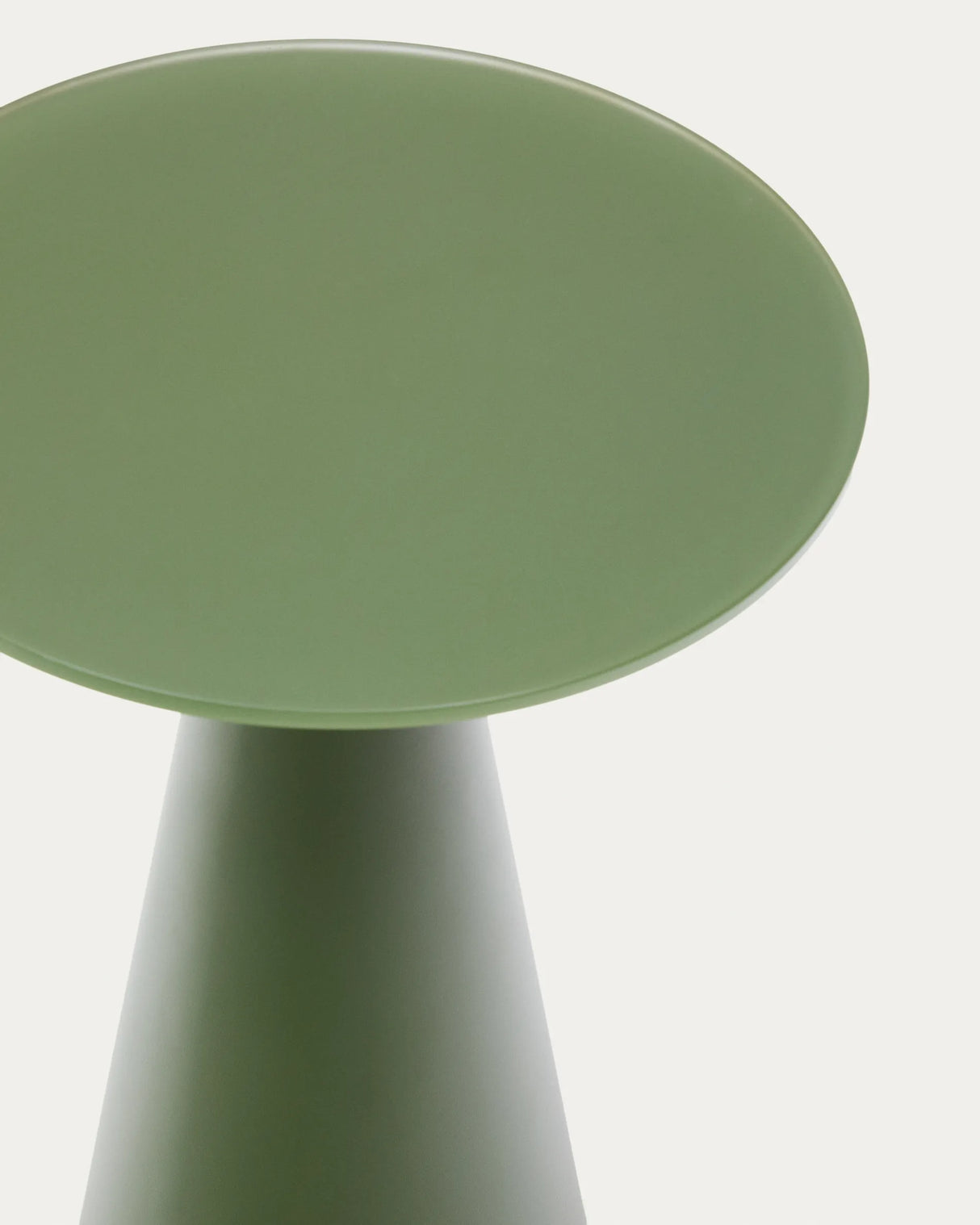 Wilshire Beistelltisch aus gehärteten Milchglas und Stahl matt grün lackiert Ø35 cm von Kave Home – Produktbild 6