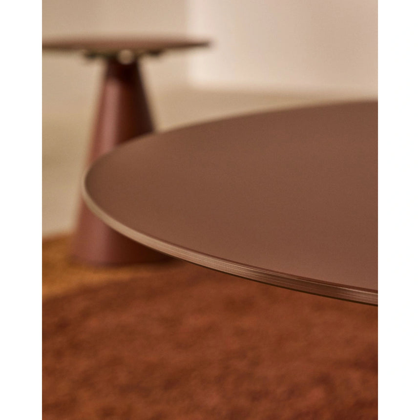Wilshire Couchtisch aus gehärtetem Milchglas und Stahl matt terracottafarben lackiert Ø80 cm von Kave Home – Produktbild 3