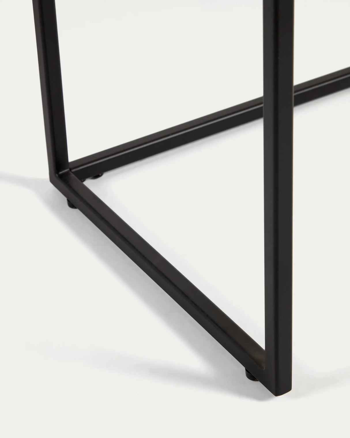 Yoana Konsolentisch aus Eichenfurnier und schwarz lackiertem Metallgestell 120 x 80 cm von Kave Home – Produktbild 2