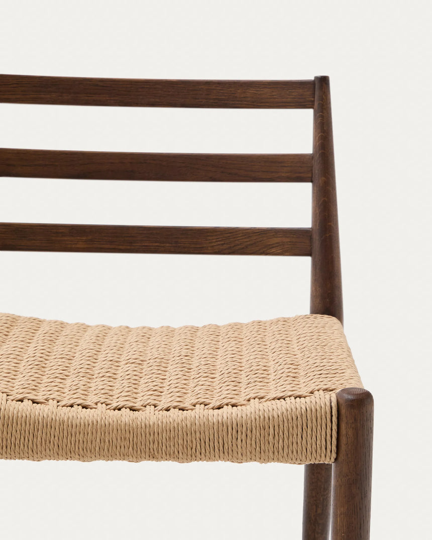 Analy Barhocker Rückenlehne massives Eichenholz mit Nussbaum-Finish und Seilsitzfläche 70 cm FSC 100% – Bild 1