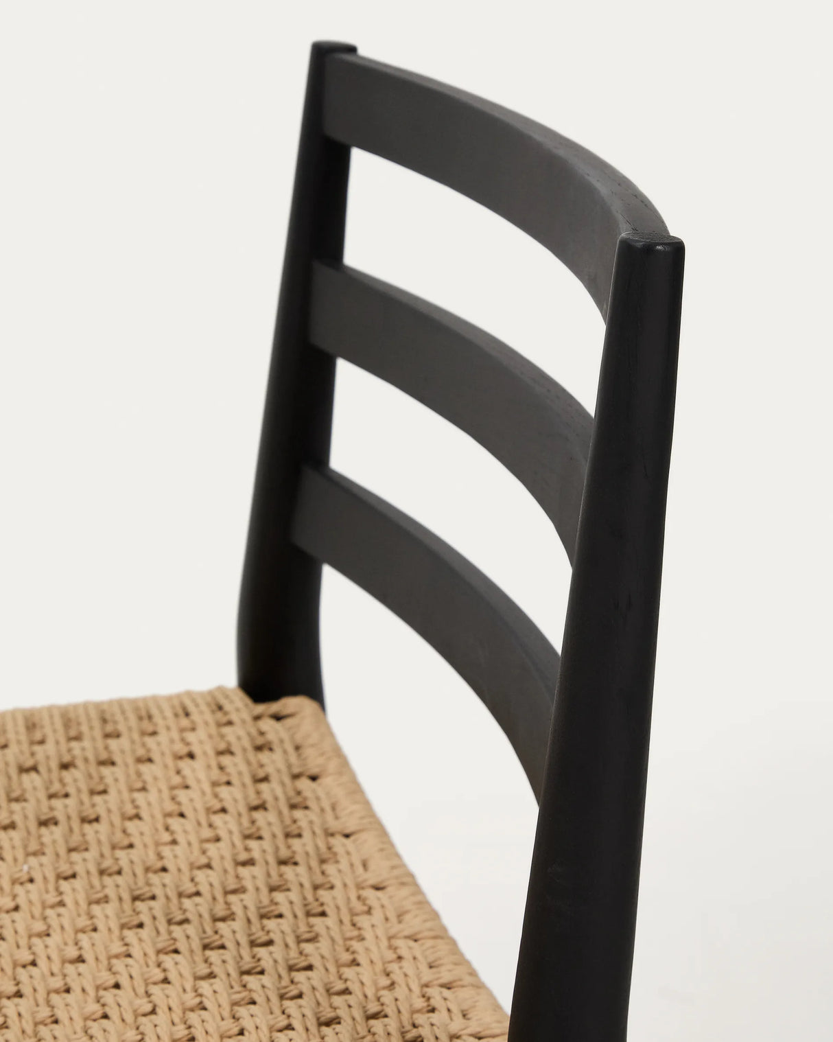 Analy Barhocker Rückenlehne massives Eichenholz mit schwarzem Finish und Sitzfläche aus Seil 65 cm FSC 100% – Bild 9