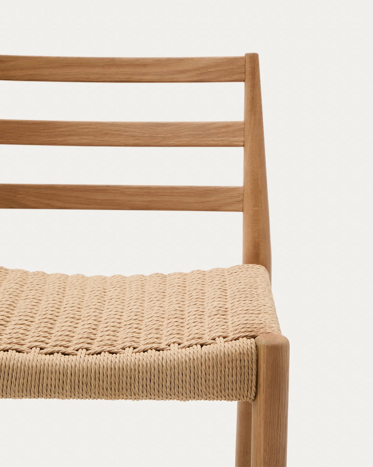 Analy Barhocker Rückenlehne massives Eichenholz mit verschiedenen Finishes und Seilsitzfläche 70 cm FSC 100% – Bild 1