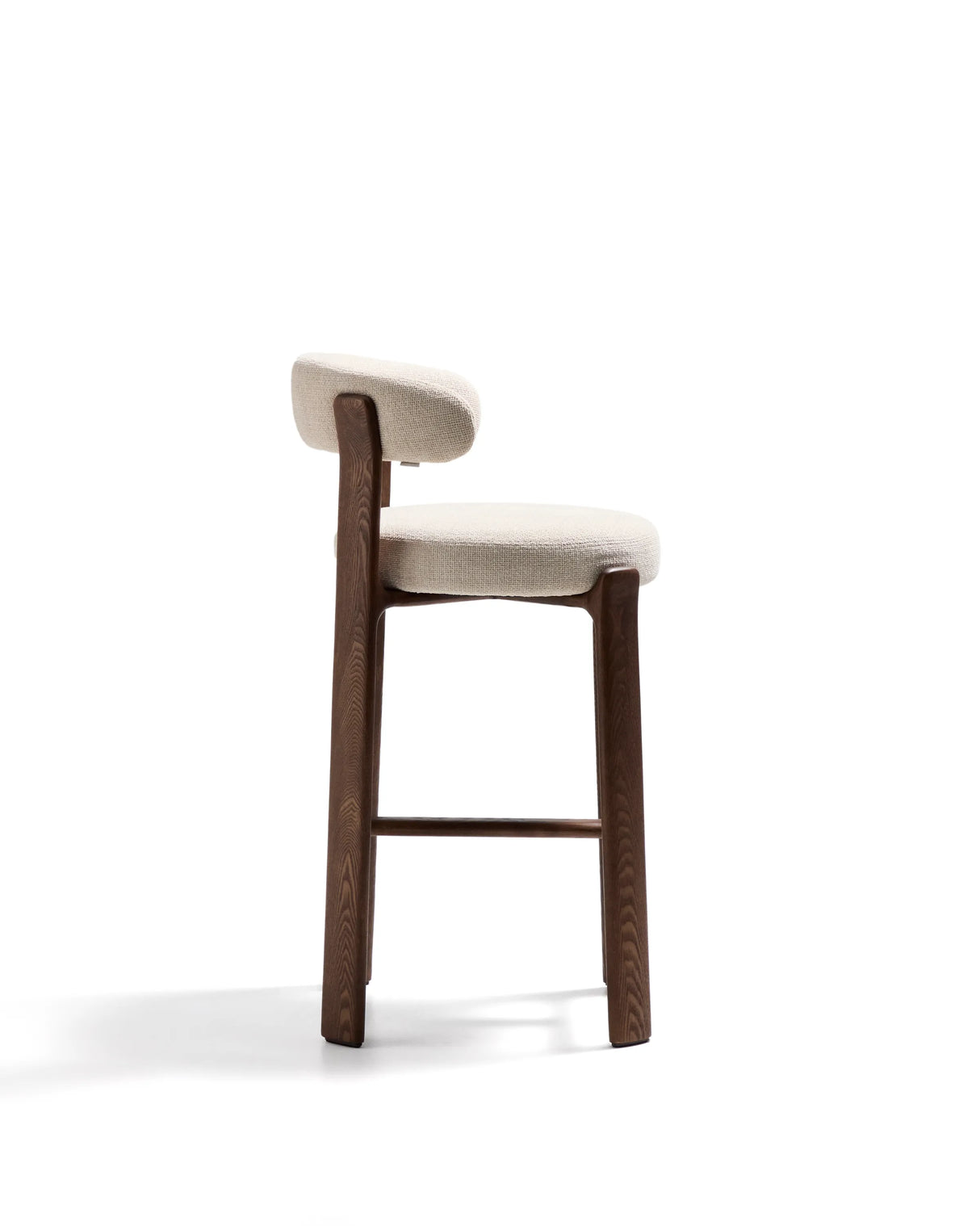 Hocker Granite aus beigefarbener Chenille und massivem Eschenholz mit walnussholzfarbenem Finish, FSC 100%, 75 cm – Bild 5