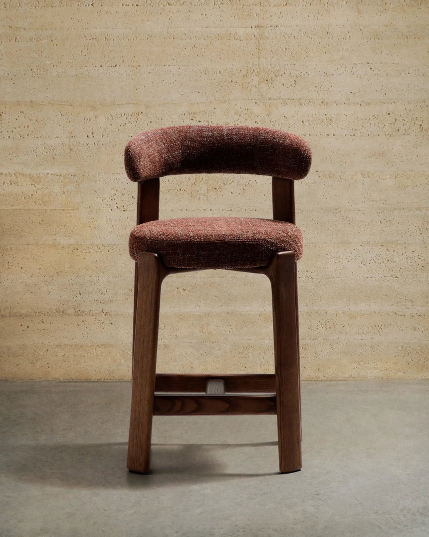 Hocker Granite aus brauner Chenille und massivem Eschenholz mit walnussholzfarbenem Finish, FSC 100%, 65 cm – Bild 2