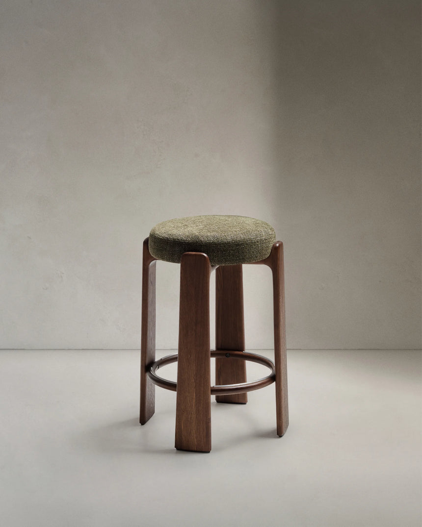 Hocker Granite aus grüner Chenille und massivem Eschenholz mit nussbaumfarbenem Finish, FSC 100%, 75 cm – Bild 1