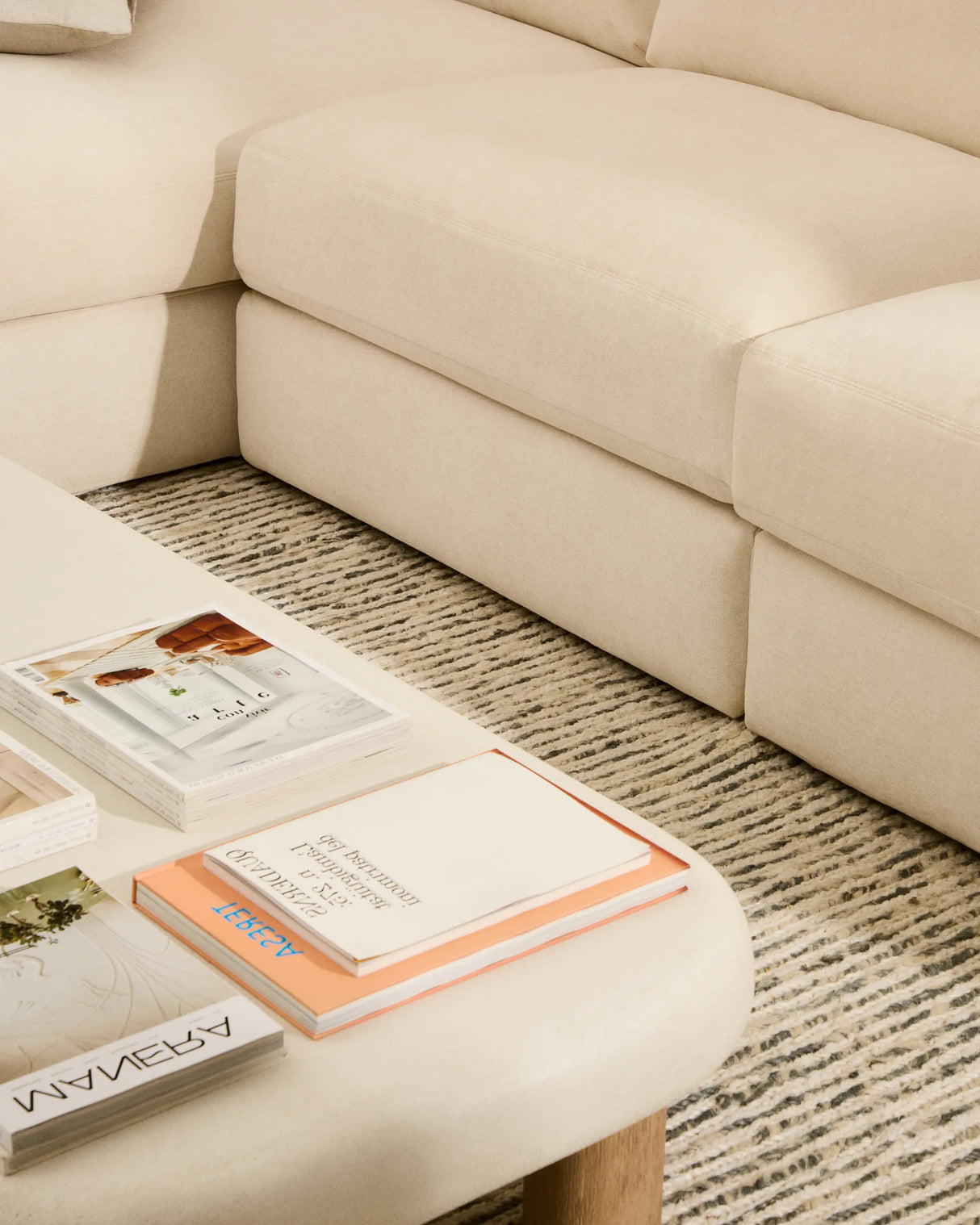 Modulares Sofa Alea für 4 Personen mit abnehmbarem Bezug aus Chenille mit Chaiselongue in Ecru, 310 cm – Bild 3