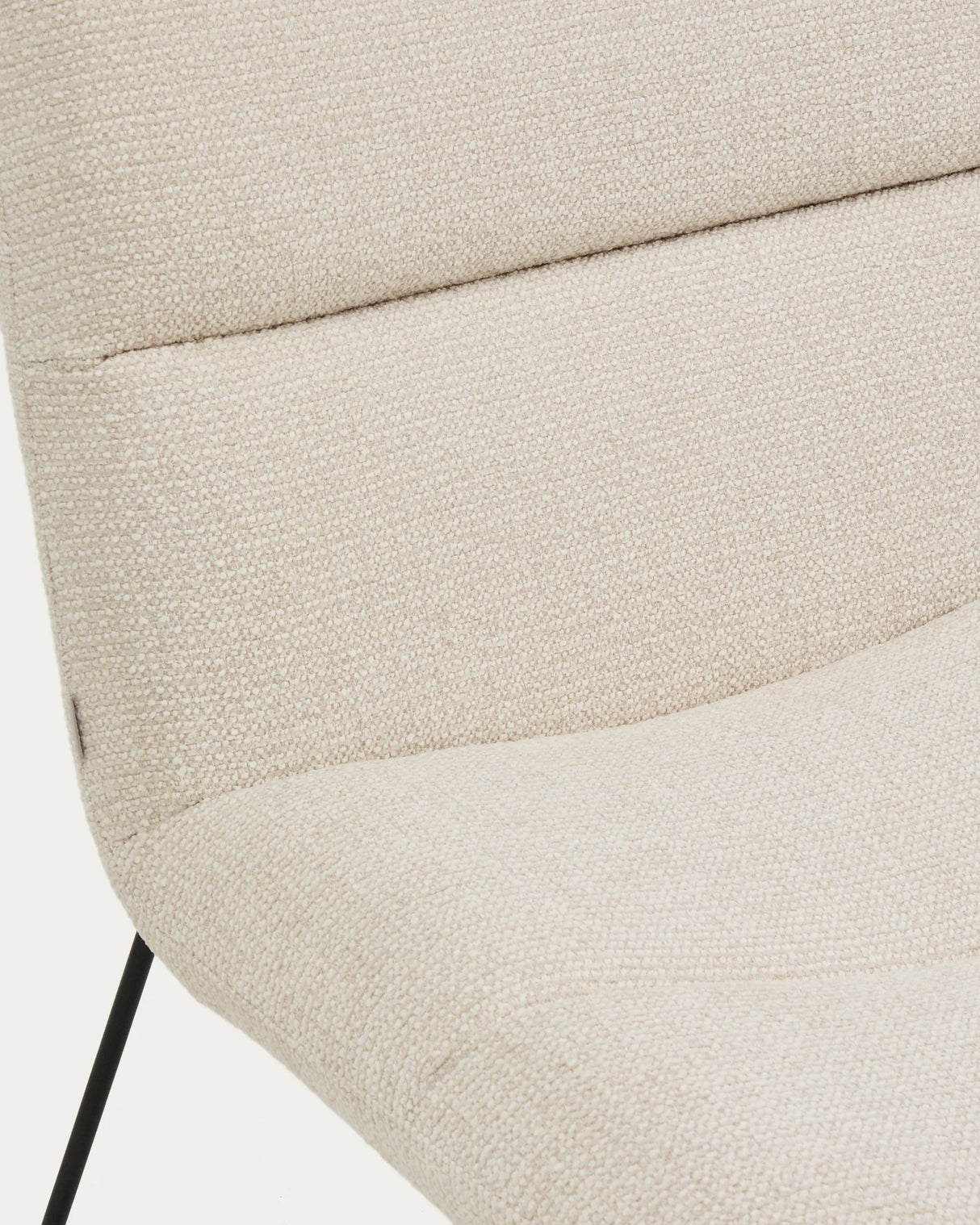 Sessel Asen in Chenille mit schwarzen Stahlbeinen FSC 100% – Bild 9