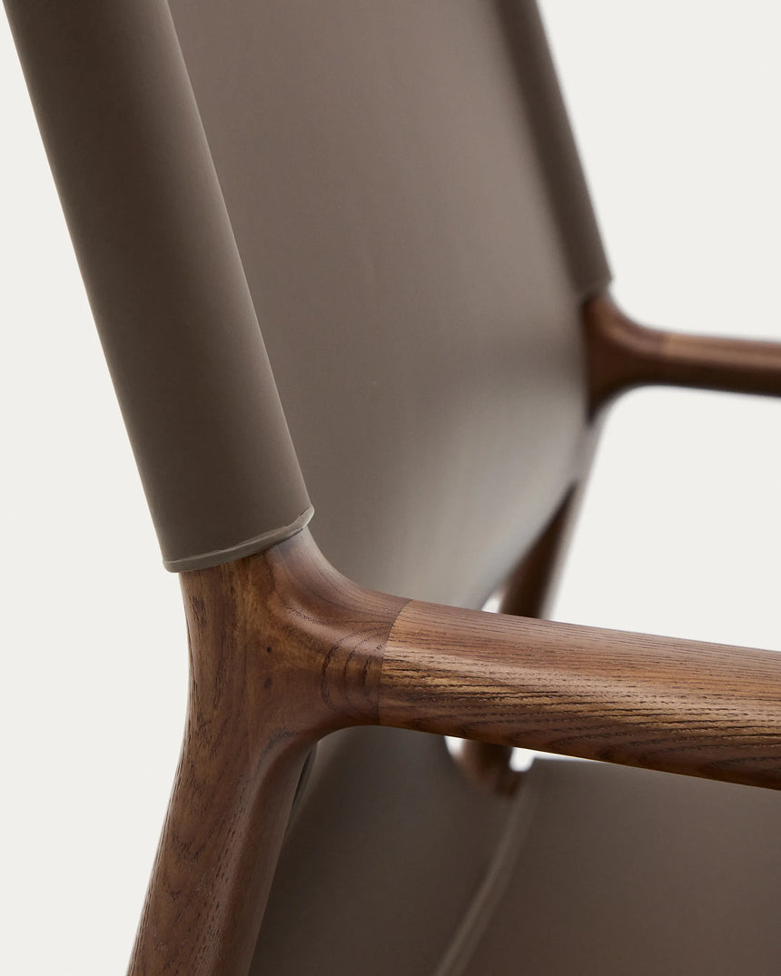 Sessel Jan aus recycelten Lederfasern und massivem Eschenholz FSC 100 % – Bild 18