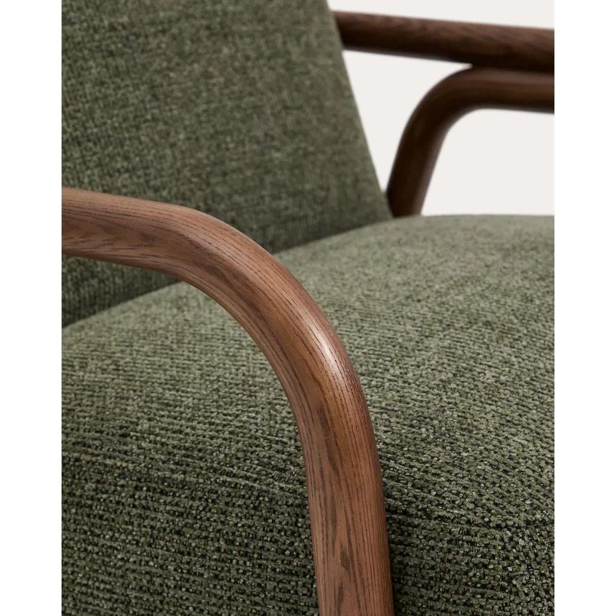 Sessel Sylo aus dunkelgrüner Chenille und massivem Eschenholz mit nussbaumfarbenem Finish, FSC 100 % – Bild 13