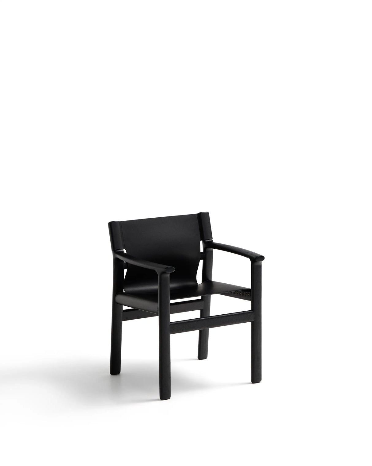 Stuhl Jan aus recycelten Lederfasern in Schwarz und massivem Eschenholz FSC 100 % mit schwarzem Finish – Bild 1