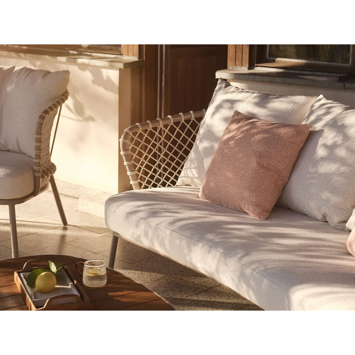 2-Sitzer Gartensofa Canar aus Aluminium und geflochtenem Seil Beige 201x88x80 - ZEN ZONE Furniture