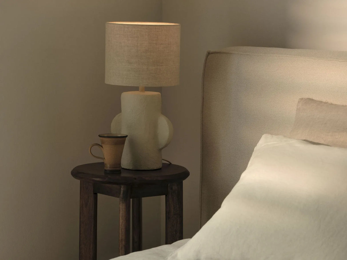 Bia Beistelltisch aus Akazienholz Hellbraun, 35x35x50 cm von Micadoni – Produktbild 2