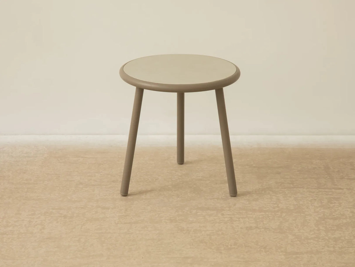 Gartencouchtisch Roig aus Aluminium mit Platte aus gesintertem Stein 42.5x42.5x43 von Micadoni – Produktbild 4