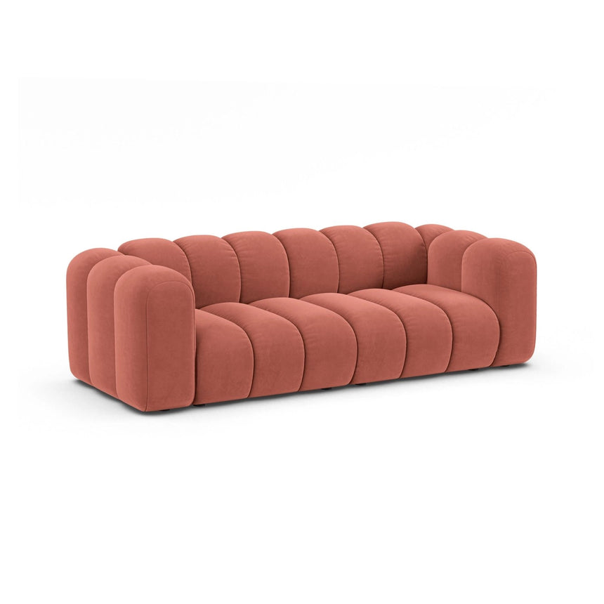 Lupine 3-Sitzer Sofa aus Samt in Koralle (Salvador 12), 230x95 cm von Micadoni – Bild 3