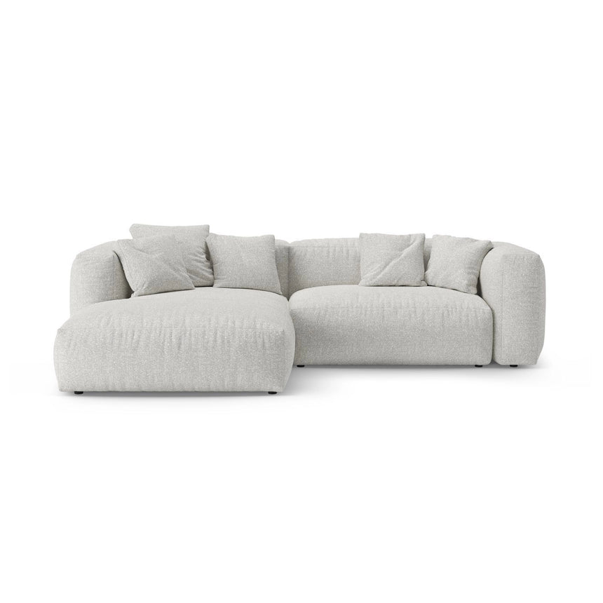Martina 4-Sitzer Ecksofa mit Schlaffunktion, Linke Seite, aus Boucle in Grey Beige Melange (Monet Pearl), 280x170 cm von Micadoni – Bild 1