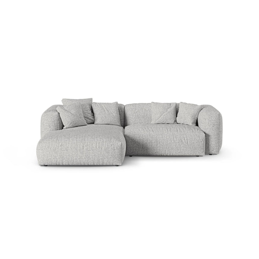 Martina modulares Ecksofa, Linke Seite, Sitztiefe 90 cm, aus Boucle in Silber (Monet Silver), 280x176 cm von Micadoni – Bild 1