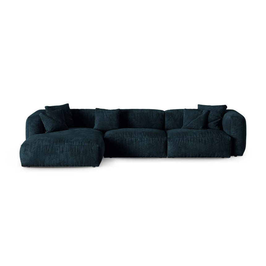 Martina modulares Ecksofa, Linke Seite, Sitztiefe 90 cm, aus Samt in Deep Petrol (Vogue 13), 330x176 cm von Micadoni – Bild 1