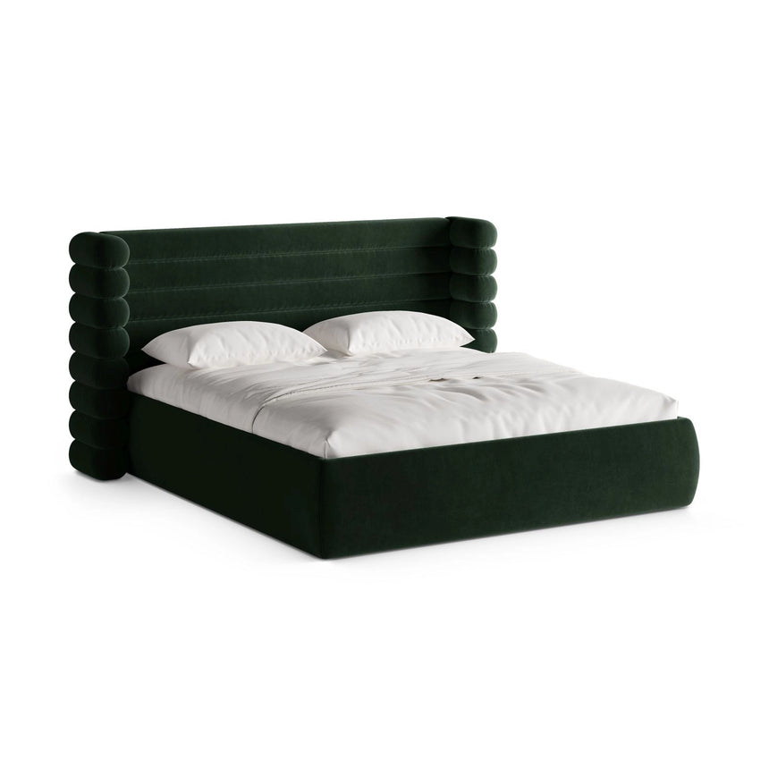 Mount Bett mit Kopfteil und Stauraum aus Samt in Flaschengrün (Salvador 7), 200x200 cm von Micadoni – Bild 1