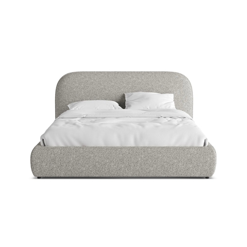 Murada Bett mit Kopfteil aus Chenille in Leichtes Grau Melange (Tracy 211.11), 180x200 cm von Micadoni – Bild 1