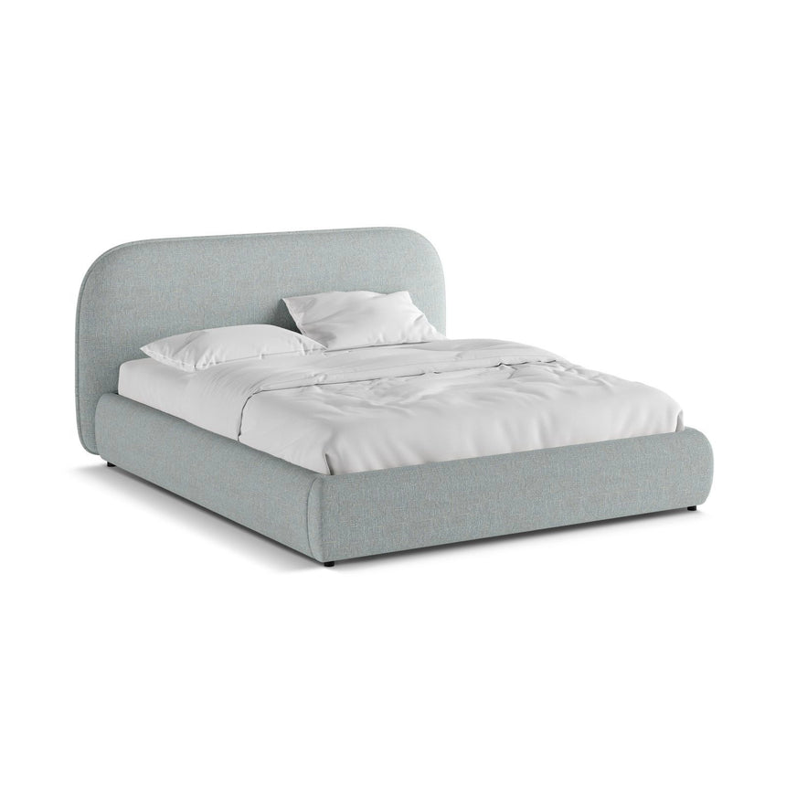 Murada Bett mit Kopfteil aus Chenille in Satinblau (Tracy 211.06), 180x200 cm von Micadoni – Bild 5