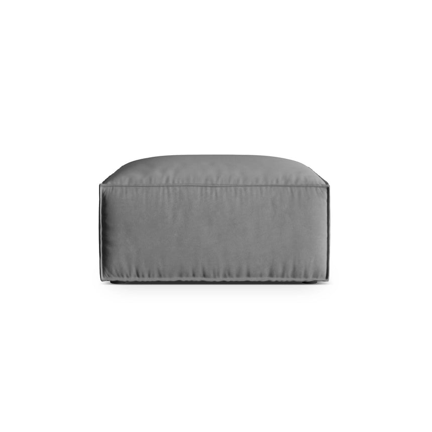 Nuria Pouf aus Samt in Grau (Paris Steel), 85x85 cm von Micadoni – Bild 1