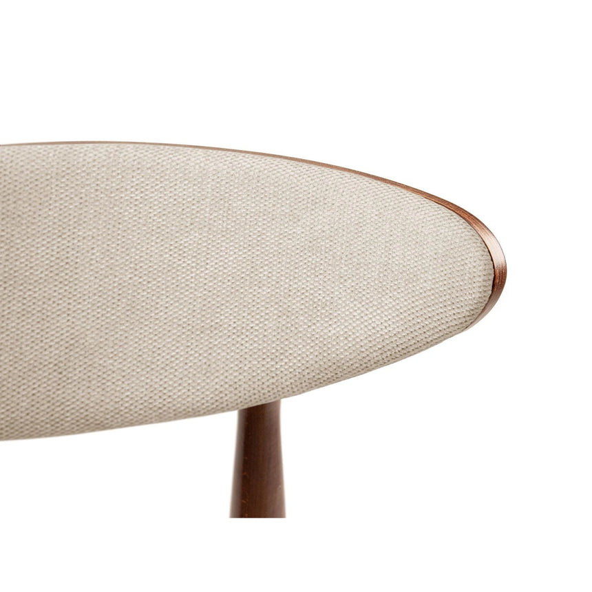Rina Essstuhl, Gestell in Dunkelbraun, aus Chenille (Reb25) in Beige von Micadoni – Bild 5