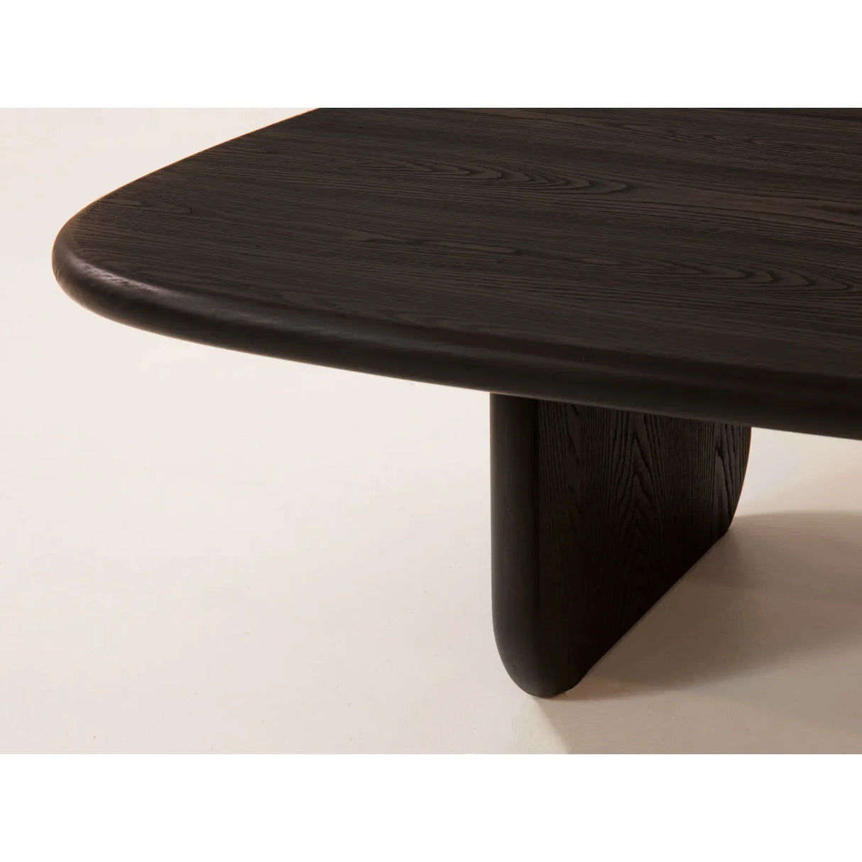 Talaia Couchtisch aus massiver Kiefer in schwarz, 110x80x35 cm - ZEN ZONE Furniture