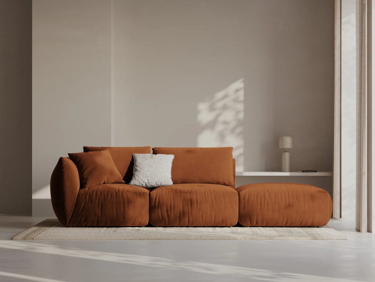 Chris 3-Sitzer Sofa, Rechts, mit Poufmodul, in Leinenoptik aus Samt (CasTerr) in Terrakotta, 315x100 cm – Bild 2