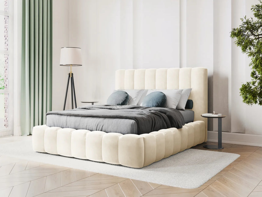Kelp Bett mit Stauraum und Kopfteil in Samt (Blu22) in Leichtes Beige, 200x200 cm – Bild 2