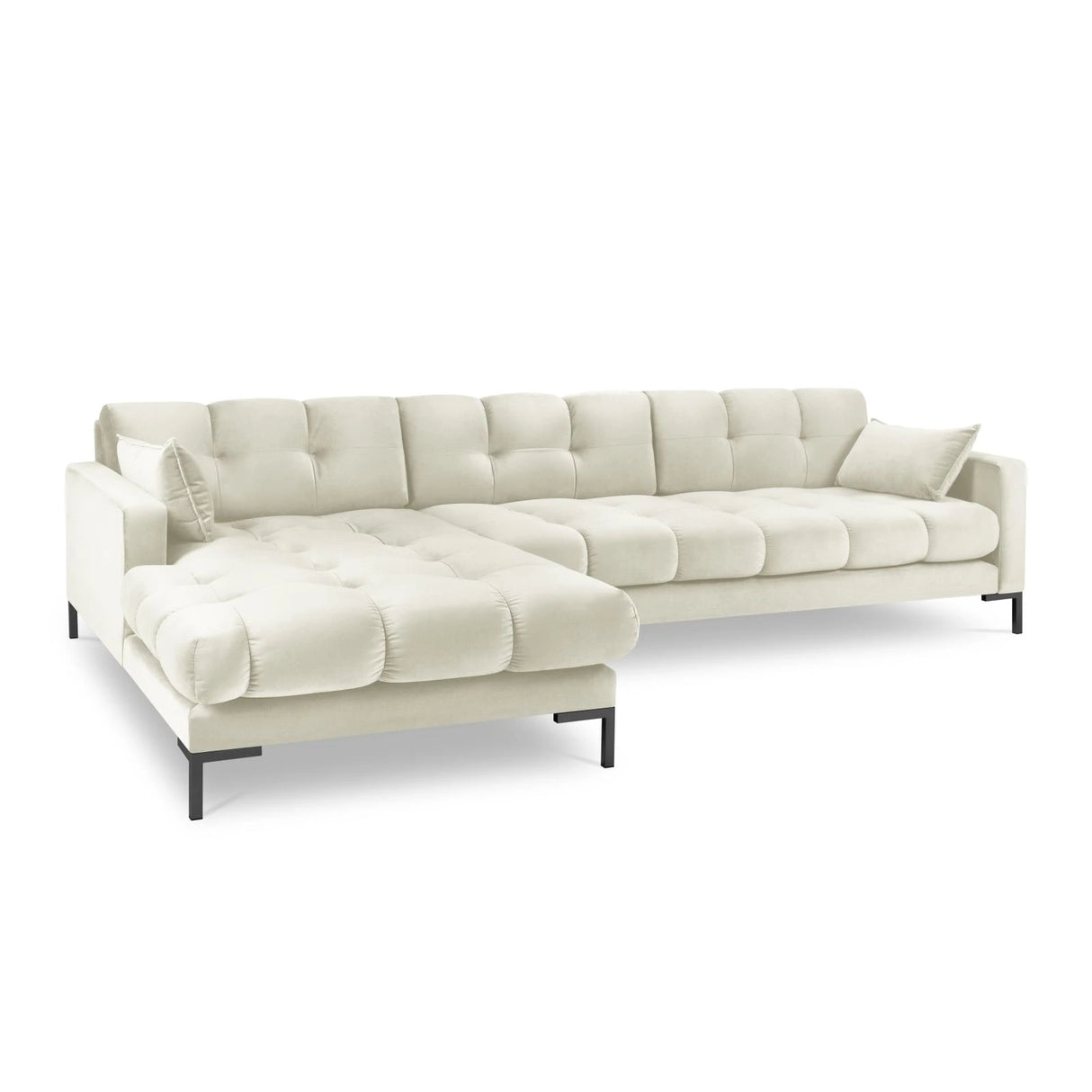 Mamaia 4-Sitzer Ecksofa, Linke Seite, Metallbeine Schwarz, mit Bezug aus Samt (Blu22) in Leichtes Beige, 293x185 cm – Bild 1