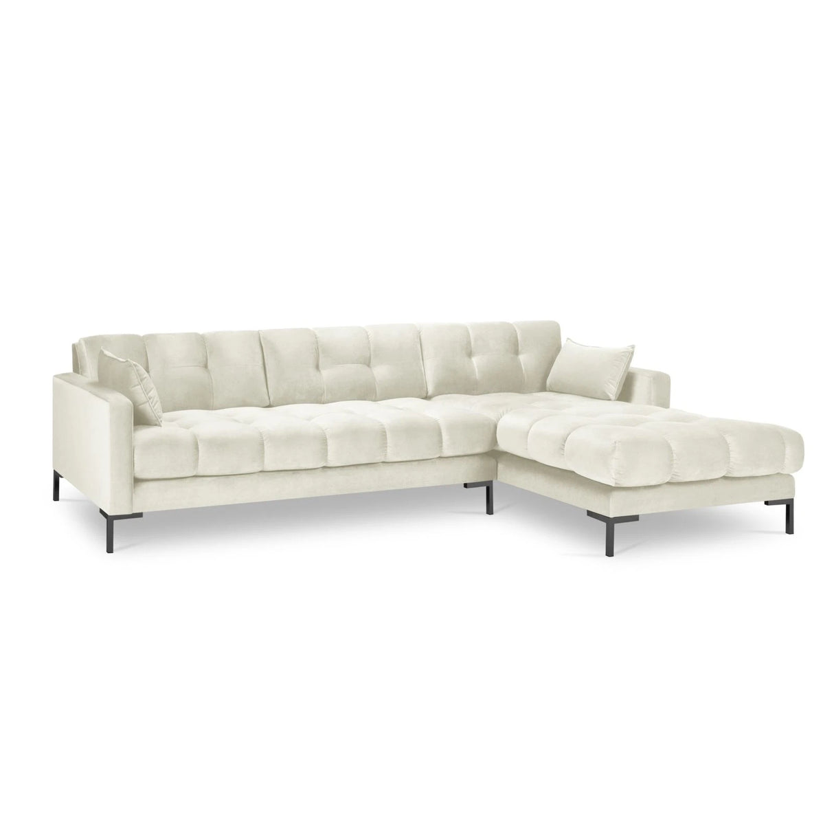 Mamaia 4-Sitzer Ecksofa, Rechte Seite, Metallbeine Schwarz, mit Bezug aus Samt (Blu22) in Leichtes Beige, 293x185 cm – Bild 4