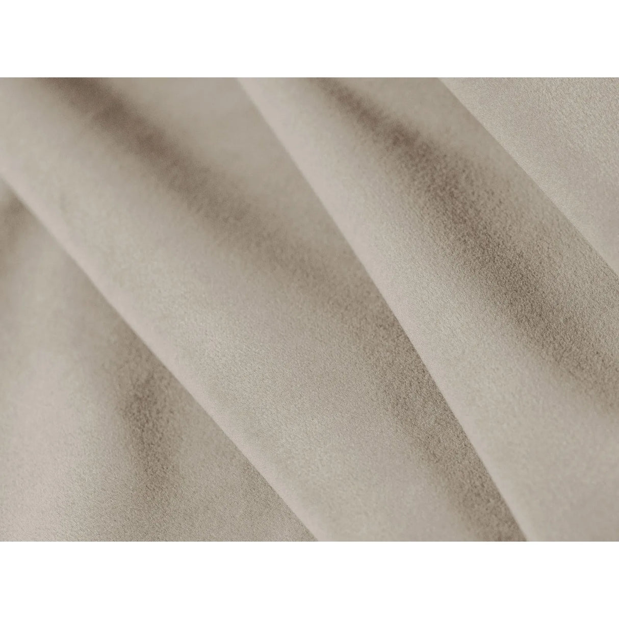 Poppy Sessel aus Samt (Casino Sand) in Ecru, 90x72 cm – Bild 5