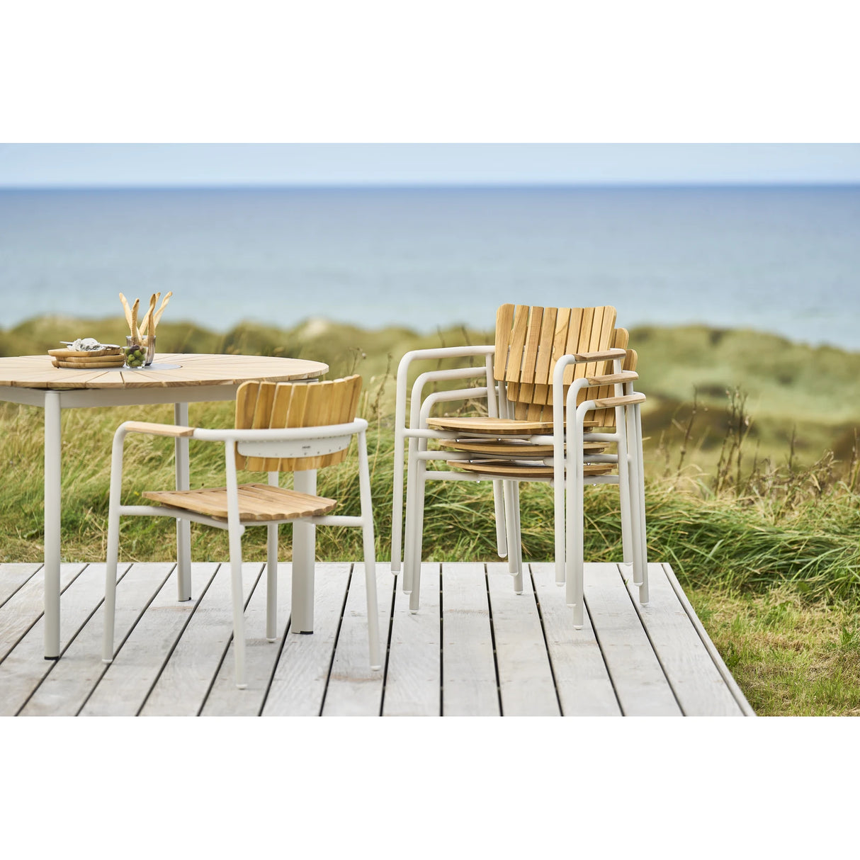 mindo 119 - Outdoor Stuhl mit Armlehnen aus Teakholz und Aluminium - ZEN ZONE Furniture