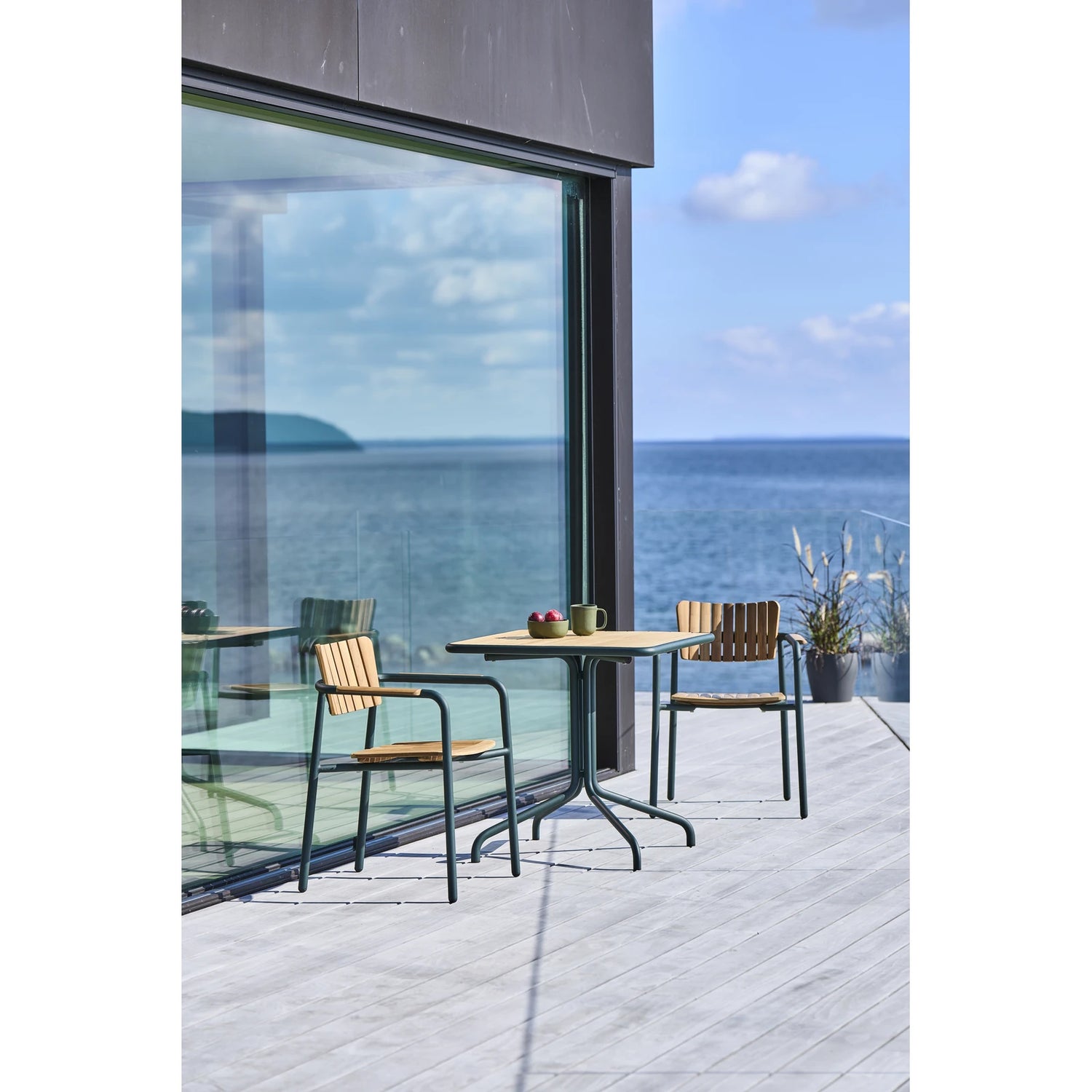 mindo 119 - Outdoor Stuhl mit Armlehnen aus Teakholz und Aluminium - ZEN ZONE Furniture