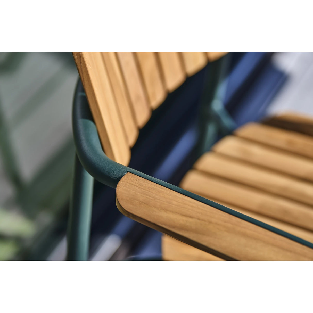 mindo 119 - Outdoor Stuhl mit Armlehnen aus Teakholz und Aluminium - ZEN ZONE Furniture