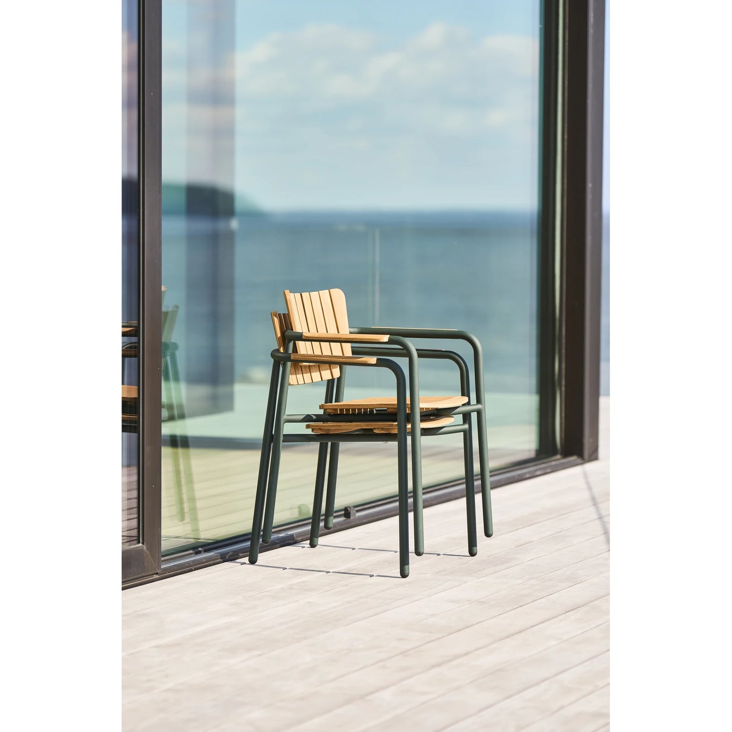 mindo 119 - Outdoor Stuhl mit Armlehnen aus Teakholz und Aluminium - ZEN ZONE Furniture